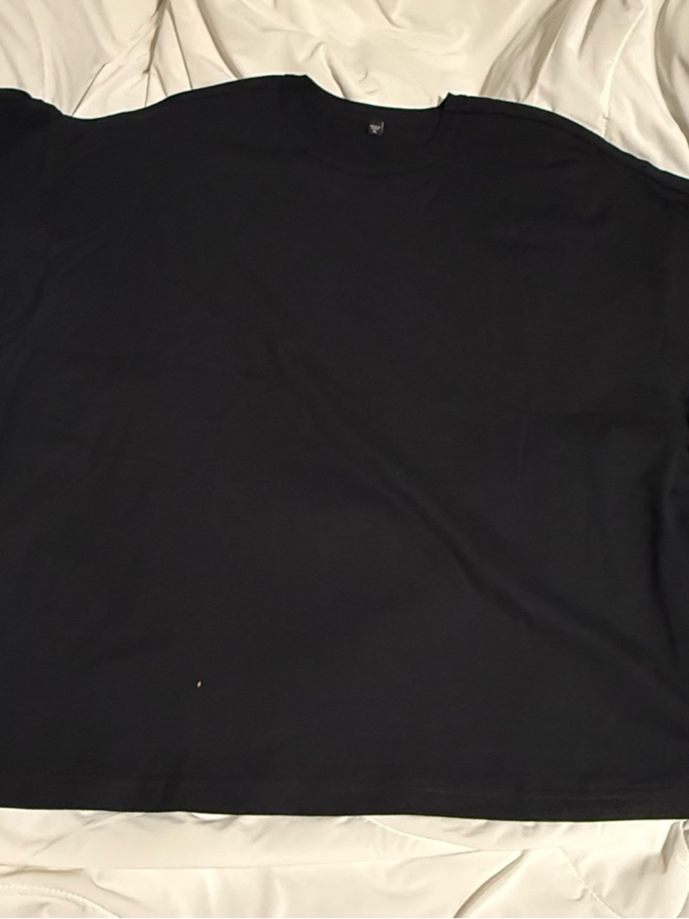 Ananke men’s XL oversized Classic Black Short Sleeve Tee. D18